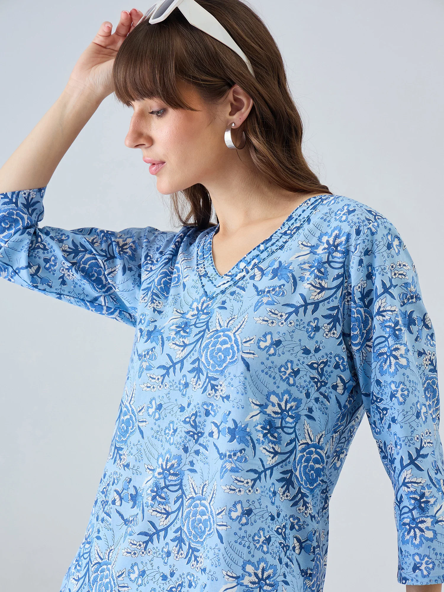 Blue Printed Cotton Floral Straight Kurtas - Image 7