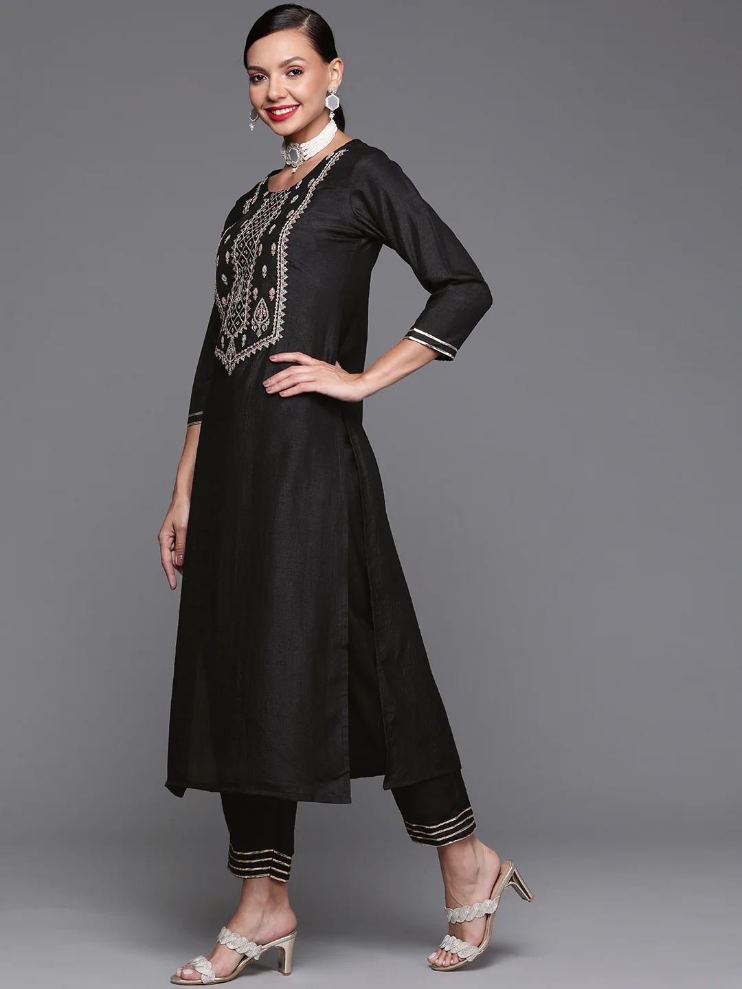Indo Era Black Embroidred Kurta Trouser With Dupatta Set - Image 4