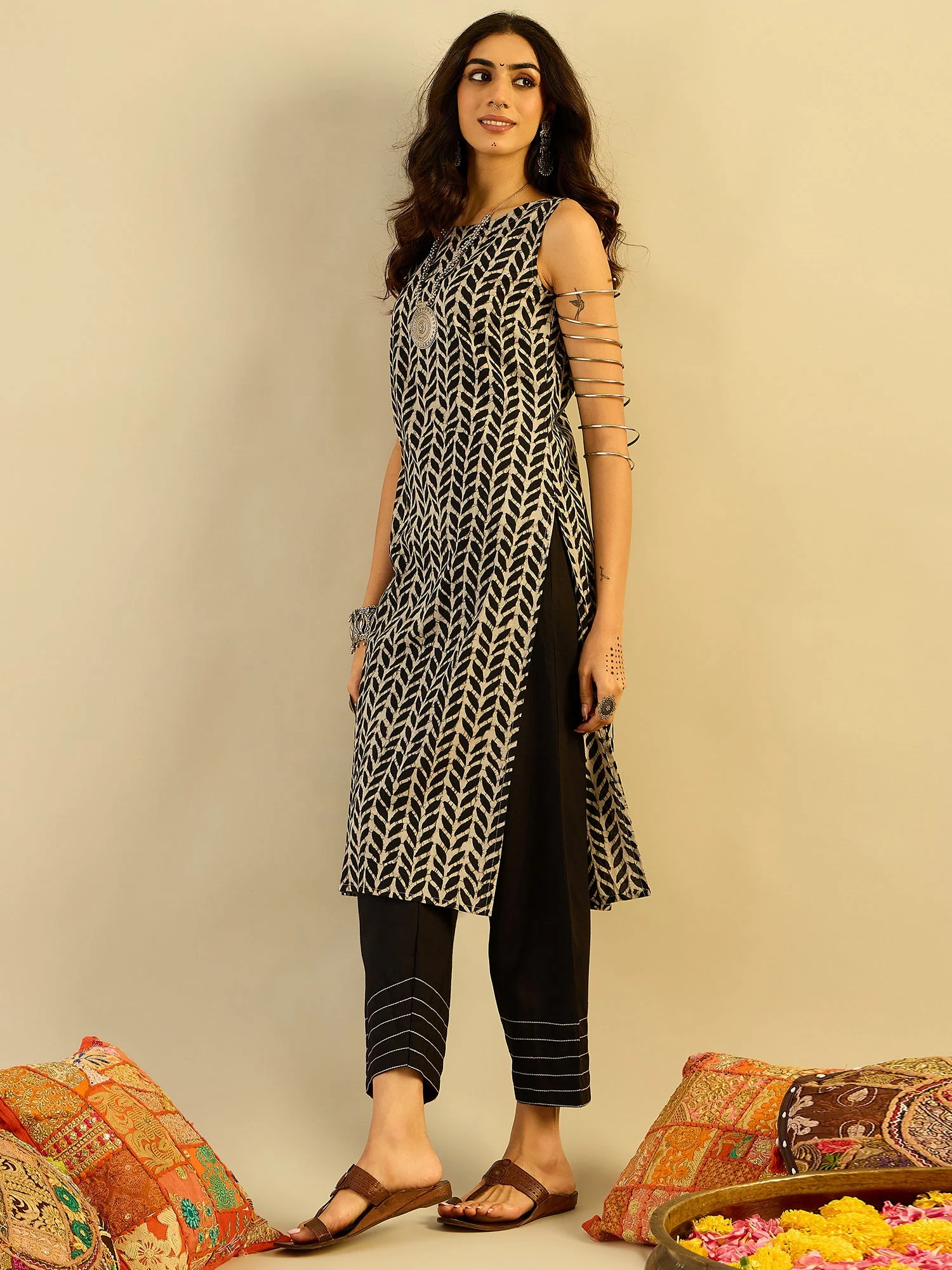 Indo era Black Printed Straight Kurtas - Image 3