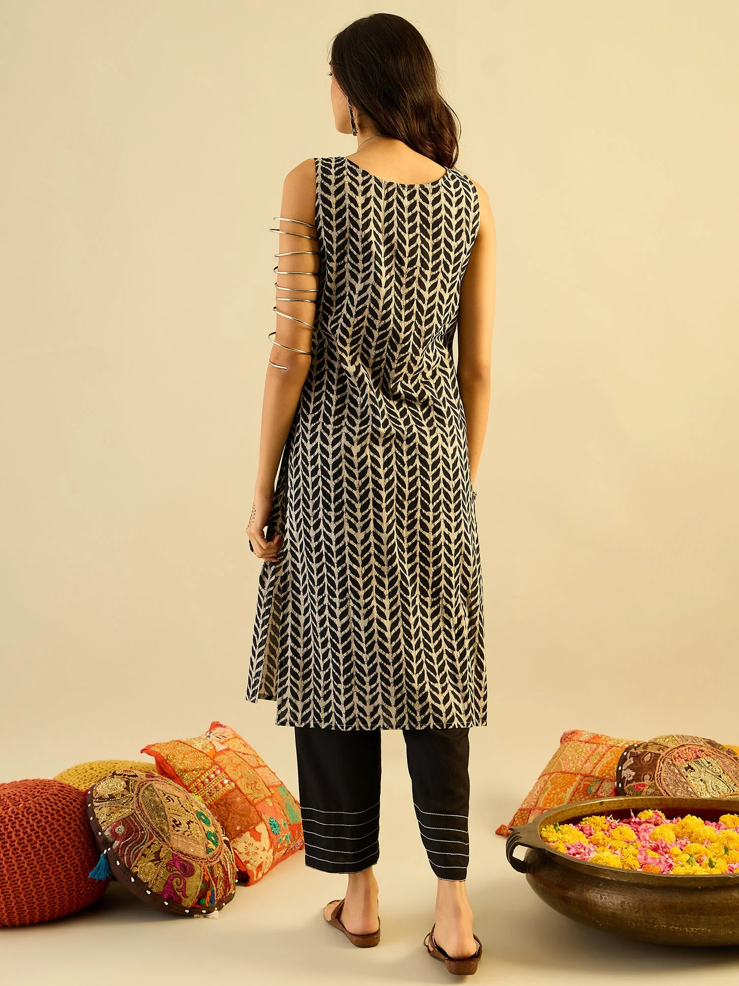 Indo era Black Printed Straight Kurtas - Image 6