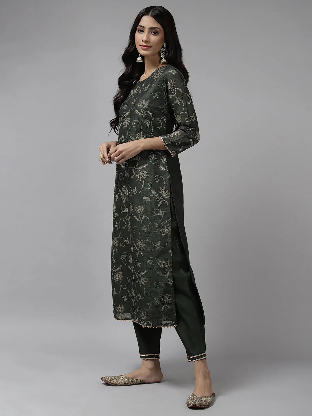Indo Era Green Printed Straight Kurta Trouser with Dupatta set - Image 4