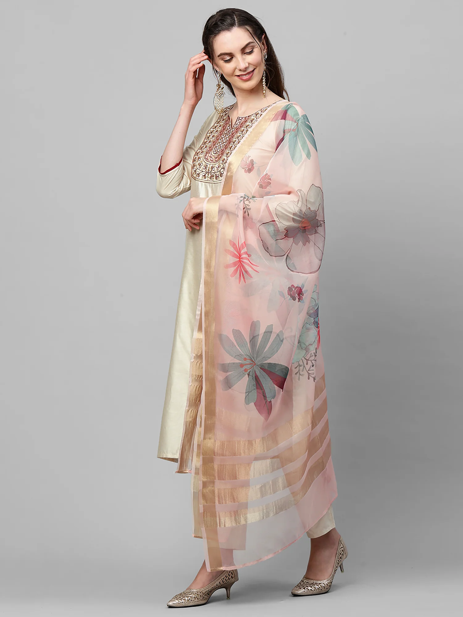 Indo Era Off White Embroidered Straight Kurta Trouser With Dupatta Set - Image 4