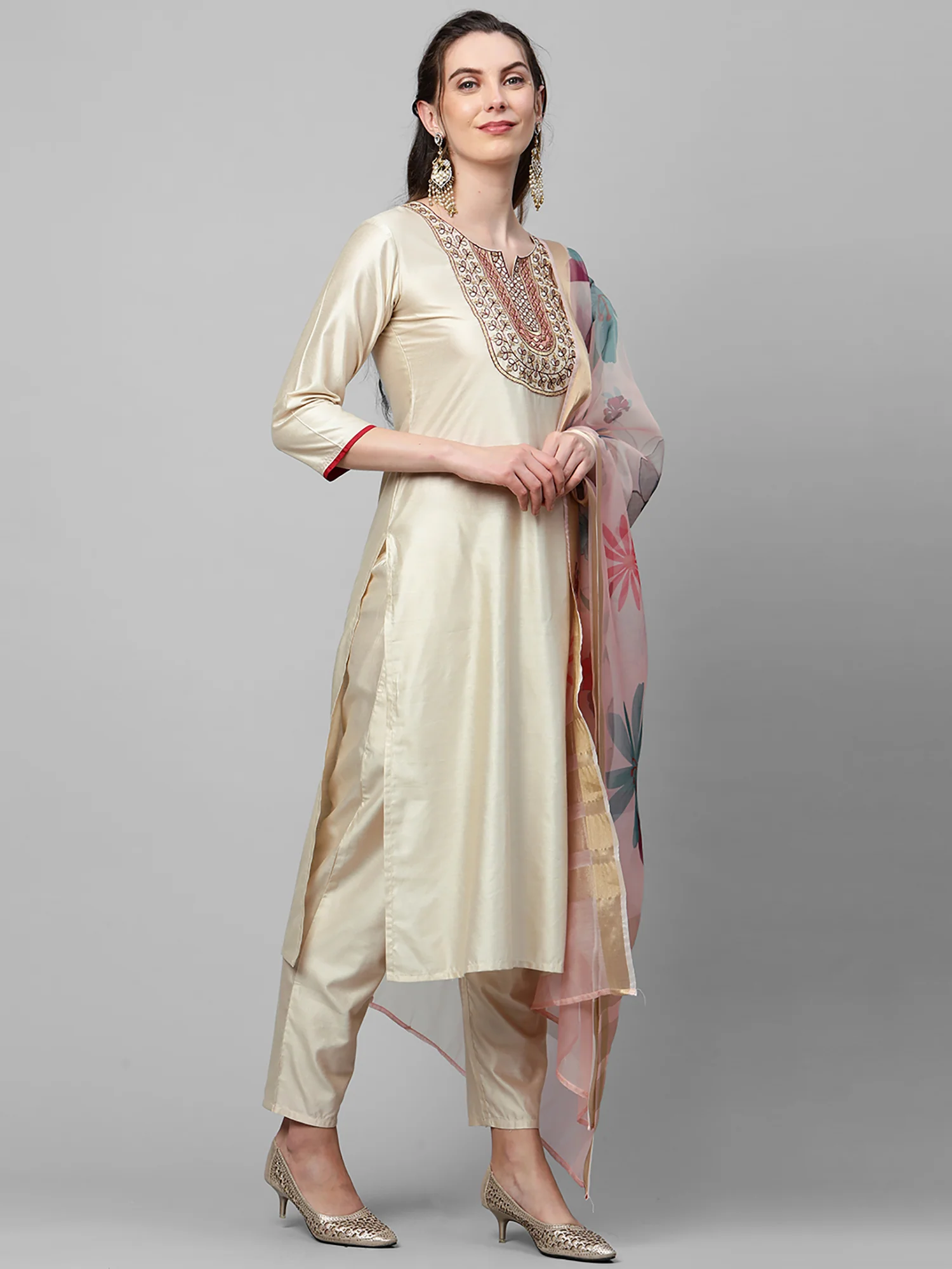 Indo Era Off White Embroidered Straight Kurta Trouser With Dupatta Set - Image 5