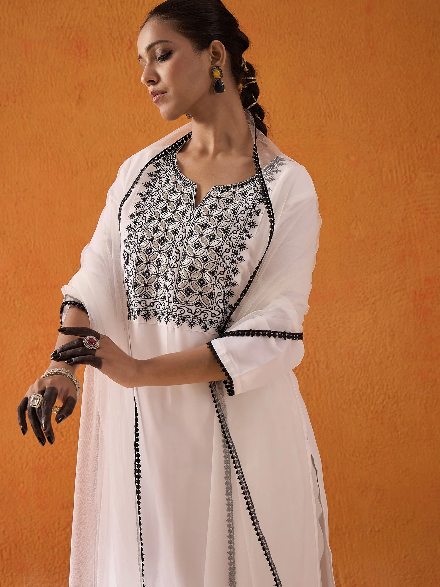 Indo Era White Embroidered Straight Kurta Trousers With Dupatta Set - Image 5