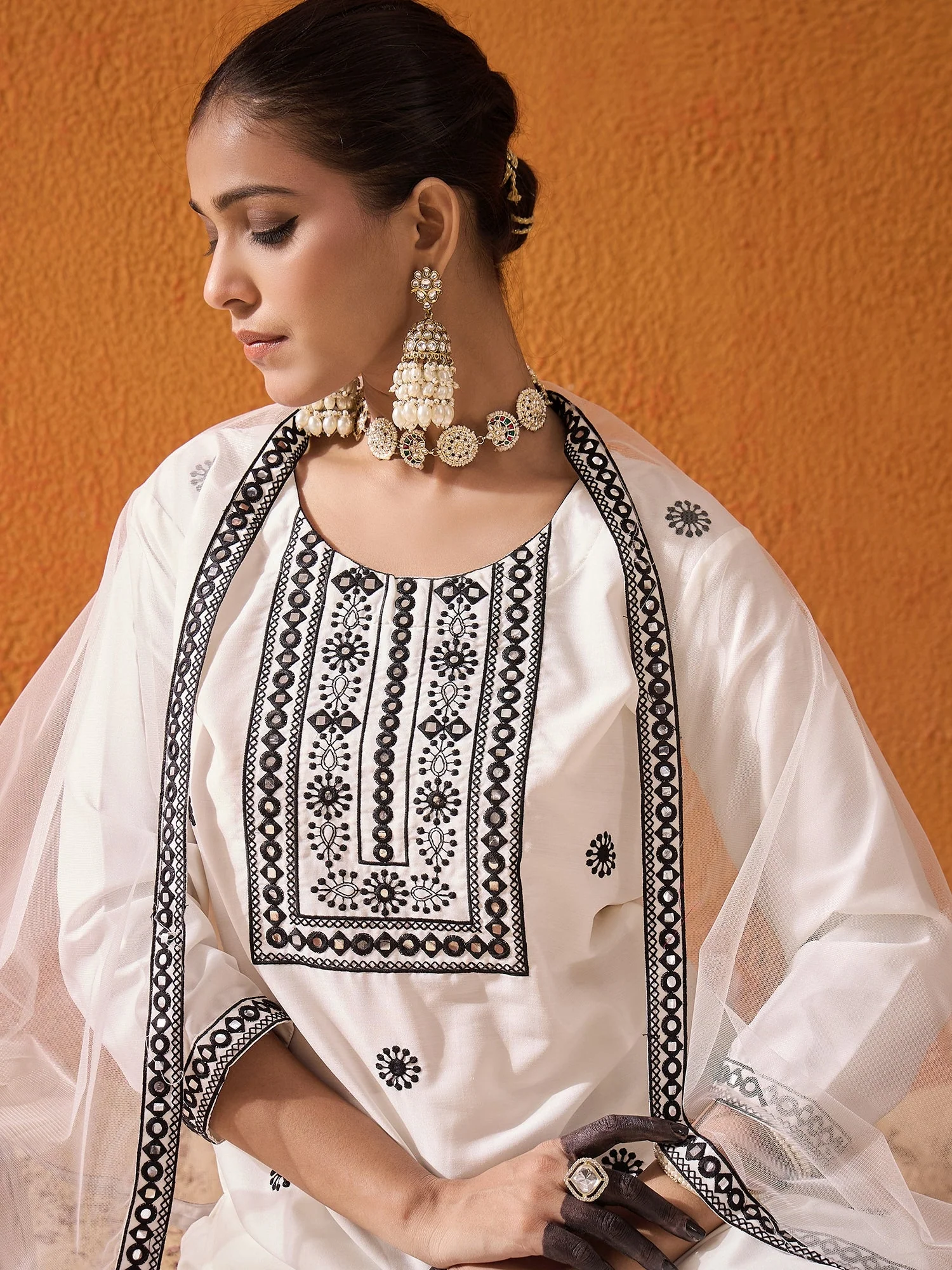 Indo Era White Embroidered Straight Kurta Trousers With Dupatta Set - Image 4